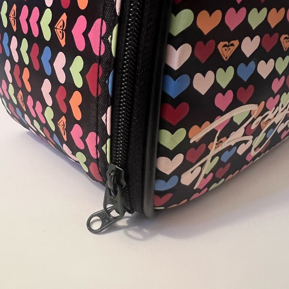 Cute Vintage Roxy Hearts Make Up Case - Picture 5 of 8